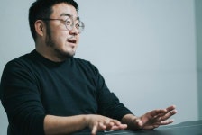 옐로모바일 추락 그렸던 전 임원, 그가 소설로 돌아온 이유