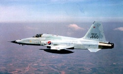 F-5E 전투기 또 추락, 조종사 순직…“목숨 걸고 타는 기종”