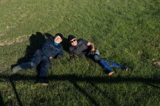 돈벌이도 뿌리친 1200리 우정…장흥 목부·남양주 목수 황소고집 [인생 사진 찍어드립니다]