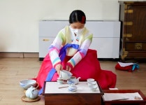 [소년중앙] 다례 통해 품격 있게 즐기는 차 한 잔의 여유