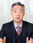 [단독] 文정부, 국민의 군대를 당의 군대로 만들었다