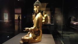 337살 불상 첫 외출 뒤엔…한석규 옆 그 스님 결단 있었다