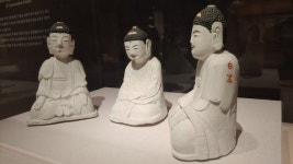 337살 불상 첫 외출 뒤엔…한석규 옆 그 스님 결단 있었다