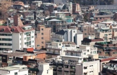 세금 낼 돈 주면 보증금 줄게…집 80채 가진 집주인의 갑질