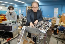[김원준의 미래를 묻다] 대학·연구소는 혁신의 원천, 산업으로 이어져야