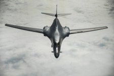 北 겁내는 美 B-1B 폭격기…이르면 6월 한반도 상공 뜰 듯