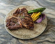 베컴도 감칠맛에 반했죠 마장동 키드, 이탈리아식 한우 코스