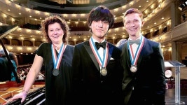 세계적 美콩쿠르 우승한 18세 임윤찬, 유학 한번 안간 국내파