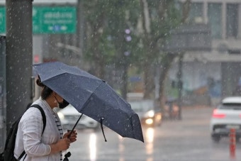 서울·수도권 호우주의보 발효 ‘밤사이 최대 300mm 폭우’
