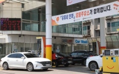유류세 인하폭 30→37%로 늘렸는데…주유소 기름값 꿈쩍 않는 이유는