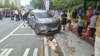 60대 벤츠 운전자, 車 3대 쾅쾅쾅…결국 초등생까지 덮쳤다