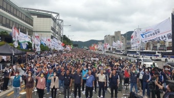 [이슈추적]대우조선 노조 “도크투쟁 중단하라”...'노노(勞勞)갈등'격화 대우조선해양