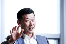 “닭고기서 종합식품 회사로…간편식 50개 신제품 준비”