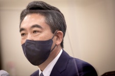 윤희근, ‘건진법사’ 이권 개입 의혹에 “구체적 사실관계 있으면 수사 가능”
