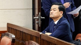 웃으며 국회 등장 김순호 경찰국장, 여야 질문공세에 금세 굳어진 표정[포토버스]