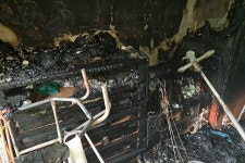 부산 덕천동 아파트 13층서 불…1명 사망·1명 중상