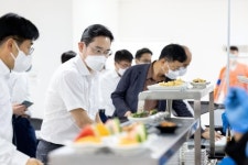 한라시멘트(주)협력업체식당 | 이재용, 멕시코서도 구내식당 찾았다…협력업체도 깜짝 방문