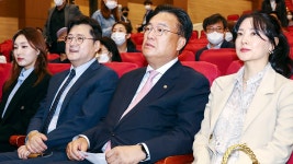 [포토타임] 육군, 4년 만에 대규모 기동화력 시범…전력 23종 126대·병력 600명 투입