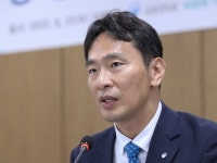 태양광 부실 대출 찾아라 이복현, 5조6000억 전수조사한다