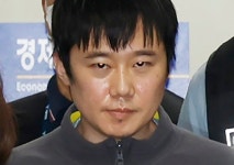 더 왜소했던 전주환…신상공개 사진, 달라도 너무 다른 이유