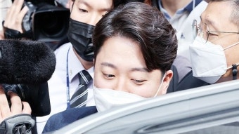 이준석 공천 겨냥 발묶기?…