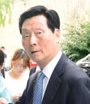 푸르밀 오너 “우유산업 한계” 직원들 “경영실패 떠넘겨”