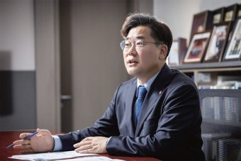 [월간중앙] 국회 NEW리더 | ‘이재명 지도부’ 핵심 박찬대 더불어민주당 최고위원의 포부