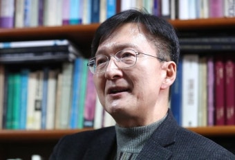 ”대학 생명은 자유” 유홍림, 서울대 총장 최종후보로...자율 예산, 겸직 유연화 추진