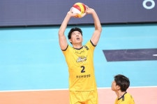 [김기자의 V토크] 케이타의 옆에도, 니콜라의 옆에도 황택의가 있었다