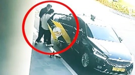 택시 문 열자마자 직감했다…심정지 승객 살린 퇴근길 천사