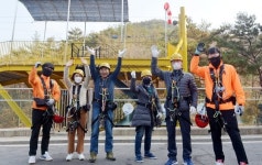 산골짜기 날아다니고, 꼬부랑길 걷고…제2 전성기 맞은 속리산 ‘말티재’[영상]