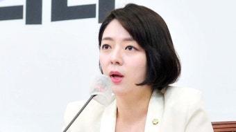 ‘MBC 출신’ 배현진 “슬리퍼 사태 착잡…최소한 TPO 지켜야”