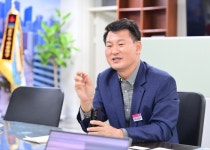 해운대서 경찰서장 하다 구청장 된 이 사람...빌딩풍 대책 세우겠다