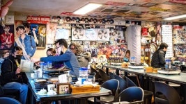 전세계 아미 성지된 서울 식당…방탄 두개! 외치니 나온 메뉴