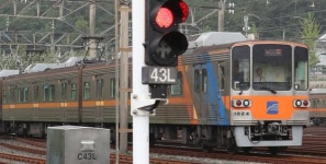 부산 동해남부선 교대역서 휠체어 탄 70대 계단서 굴러 사망