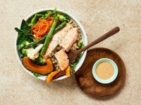 샐러드 챙겨 먹기 힘들다고요? 밥과 비슷한 이 메뉴 어때요 [쿠킹]