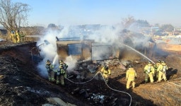 전북 정읍 주택서 불…80대 남성 마당서 숨진 채 발견