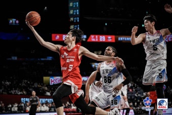 프로농구 KGC, SK 꺾고 동아시아 초대 챔피언...스펠맨 MVP