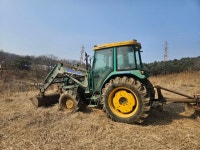 태국 노동자 숨지자 트랙터로 야산에 버렸다…돼지 농장주 구속