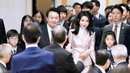 尹, 방일 첫 일정 재일동포 오찬…한일 관계 가장 탄탄한 버팀목