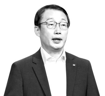 [단독] 구현모 사임 다음 날…檢, KT법무실 임원 참고인 소환