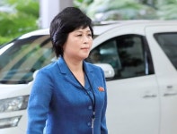 돼지농장 거짓말쟁이 北 욕먹던 이화영…김성태가 구한 전말