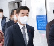 ‘허위 당원 가입시킨 혐의’ 김영길 울산 중구청장, 1심서 무죄