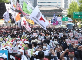 서울 곳곳서 노동절 대규모 집회…경찰 