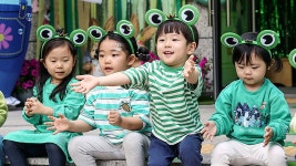 [포토타임] 5월은 우리들 세상! 비눗방울 놀이 즐기는 동심