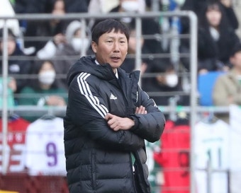 프로축구 전북 김상식 감독 자진사퇴...수원은 김병수 감독 선임