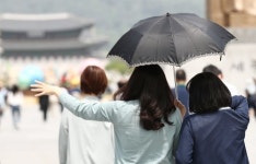 태국 체감 50도 넘었다…때이른 폭염에 ‘역대 최고 기온’ 경신