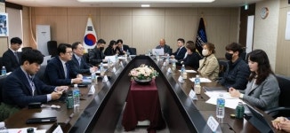 2028년부터 국·영·수·사·과 모두 디지털교과서로 배운다