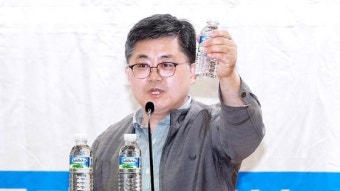 86운동권 8·15 반성문…함운경 “우리가 만든 쓰레기 치우자”