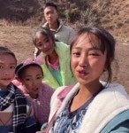 순박한 산골처녀인 척…저질 농산물 팔아 18억 취한 中연예인